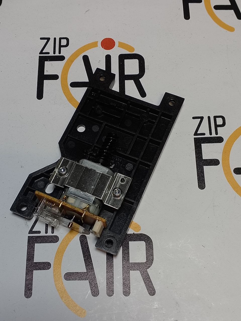 photo_2025-11-10_12-37-54